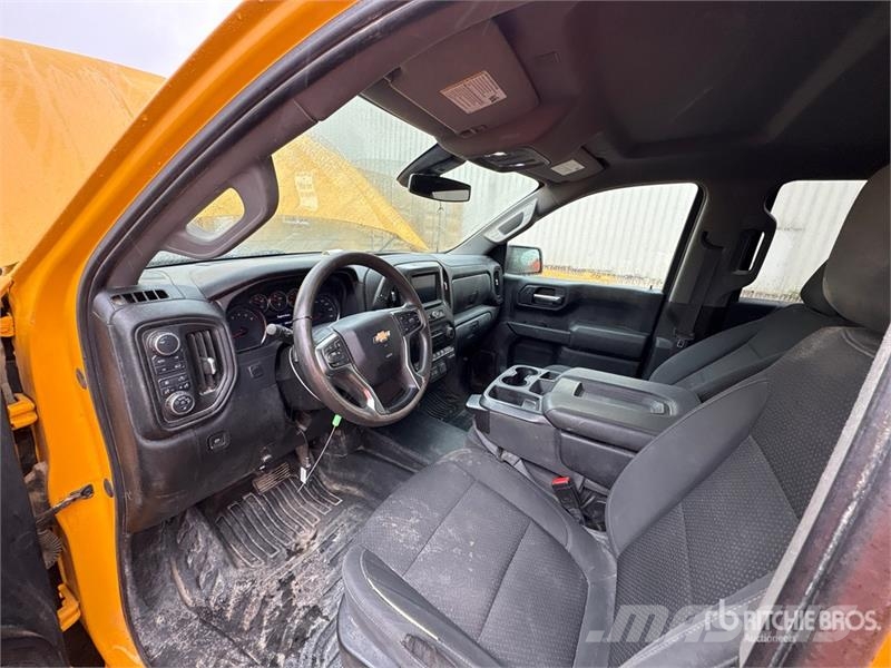 Chevrolet Silverado 1500 4x4 Crew Cab Pickup Άλλα Vans