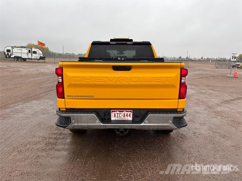 Chevrolet Silverado 1500 4x4 Crew Cab Pickup Άλλα Vans