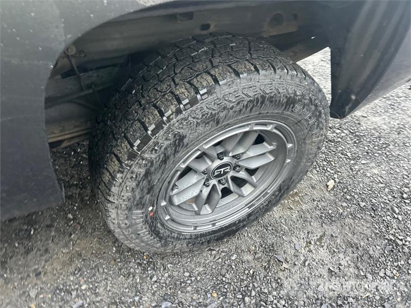 Chevrolet Silverado 1500 LTZ 4x4 Crew Cab Pickup Diger