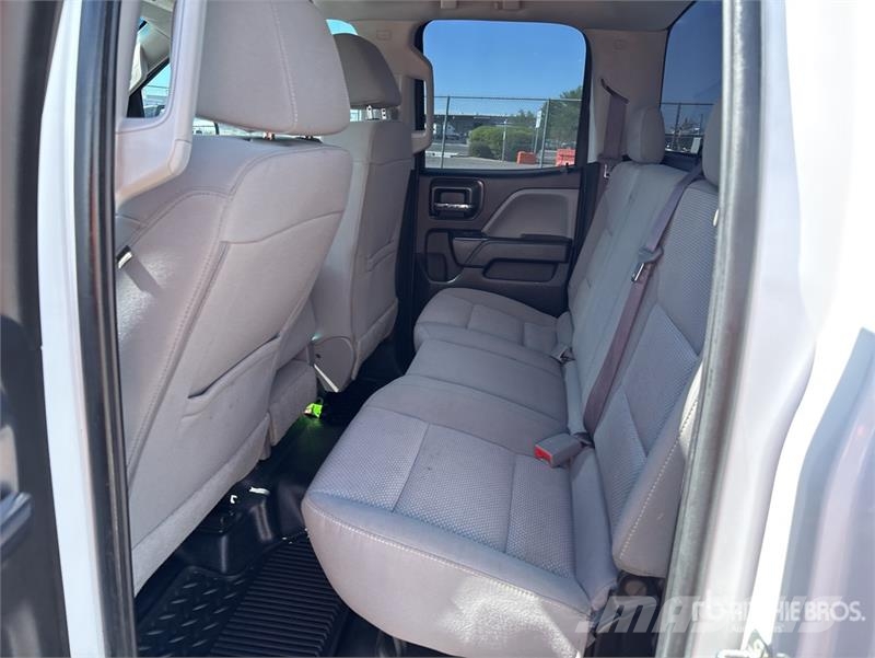 Chevrolet Silverado 1500 4x2 Crew Cab Pickup Ostalo