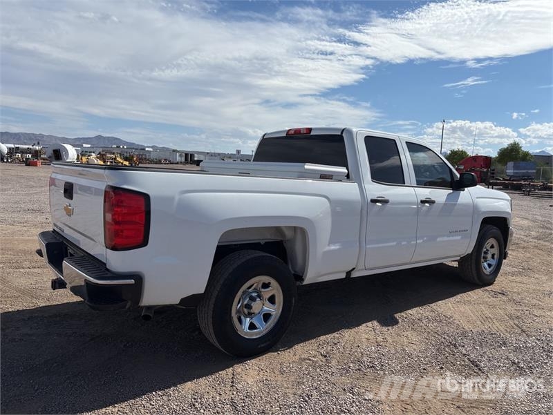 Chevrolet Silverado 1500 4x2 Crew Cab Pickup Ostalo