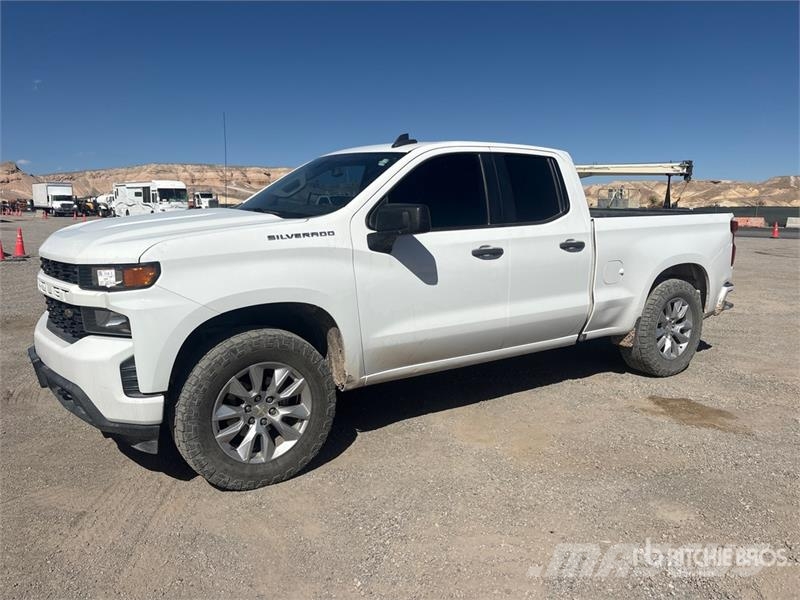 Chevrolet Silverado 1500 Custom 4x4 Extended Cab Pickup Άλλα Vans