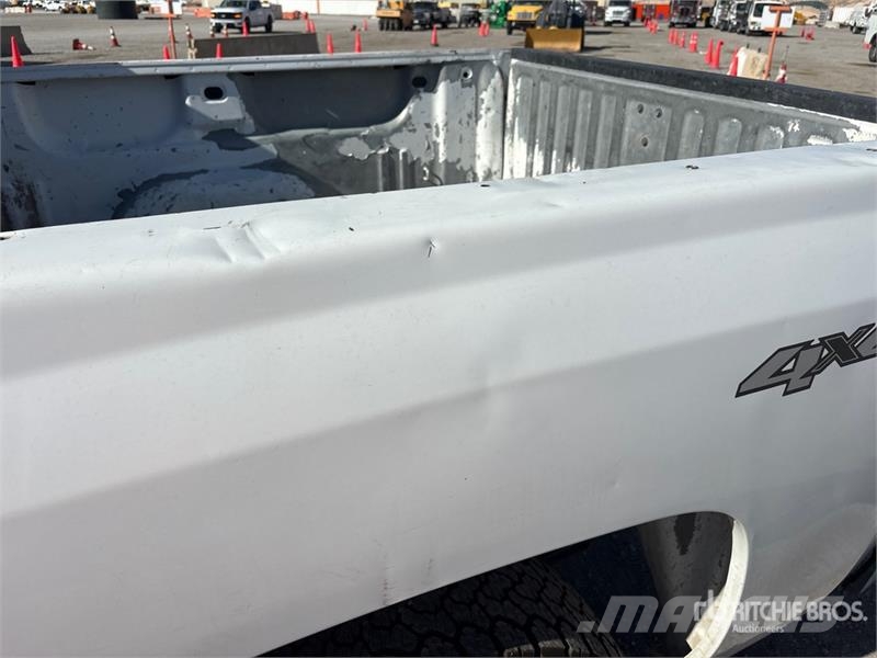 Chevrolet Silverado 1500 其他