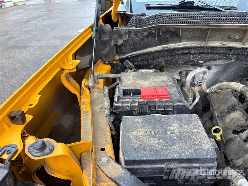 Chevrolet Silverado 1500 4x4 Crew Cab Pickup Άλλα Vans