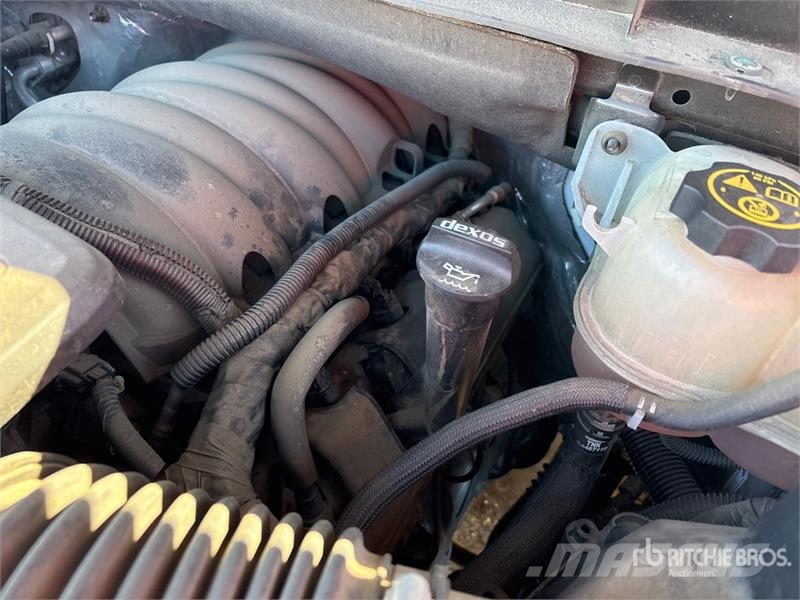 Chevrolet Silverado 1500 4x4 Extended Cab Pickup Otras furgonetas