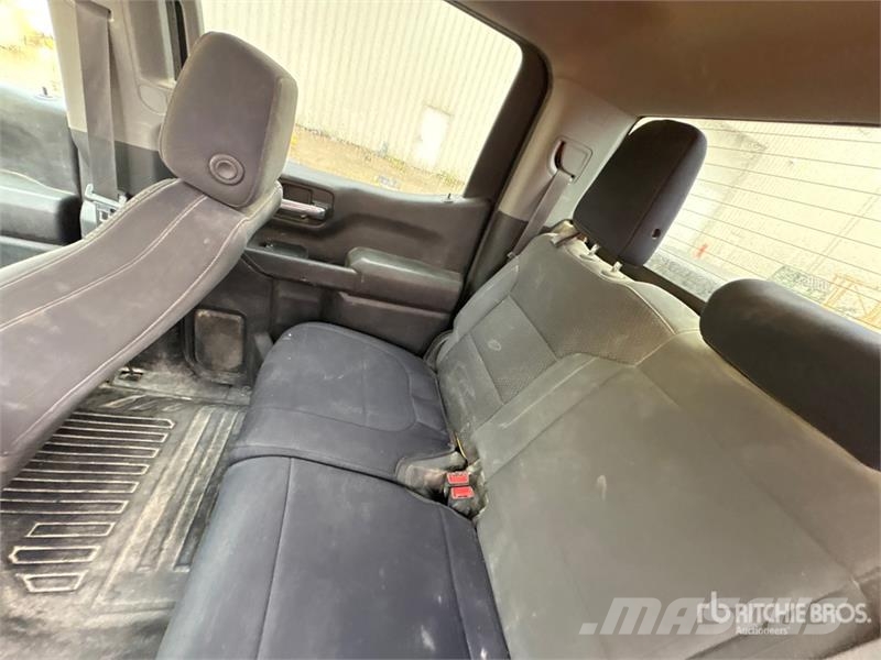 Chevrolet Silverado 1500 4x4 Crew Cab Pickup Άλλα Vans