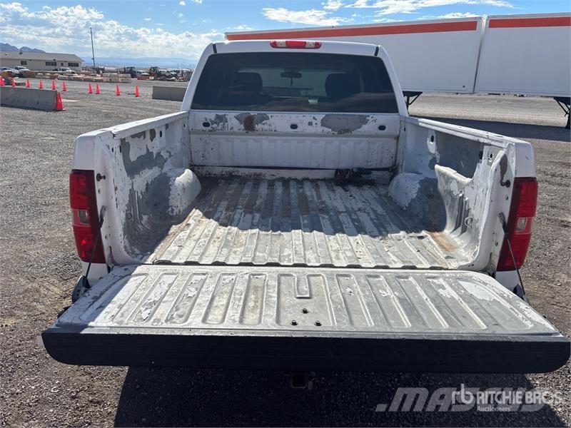Chevrolet Silverado 1500 其他