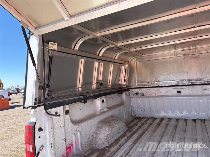 Chevrolet Silverado 1500 4x4 Extended Cab Pickup Drugi