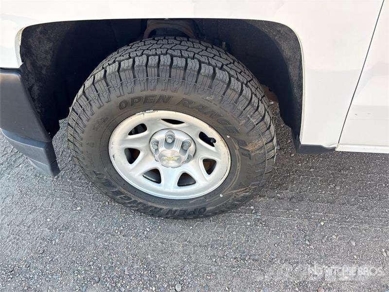 Chevrolet Silverado 1500 4x4 Pickup その他