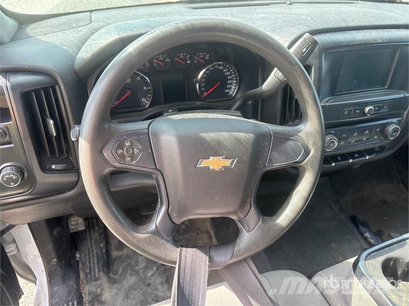 Chevrolet Silverado 1500 4x2 Extended Cab Pickup (Inoperable Muu