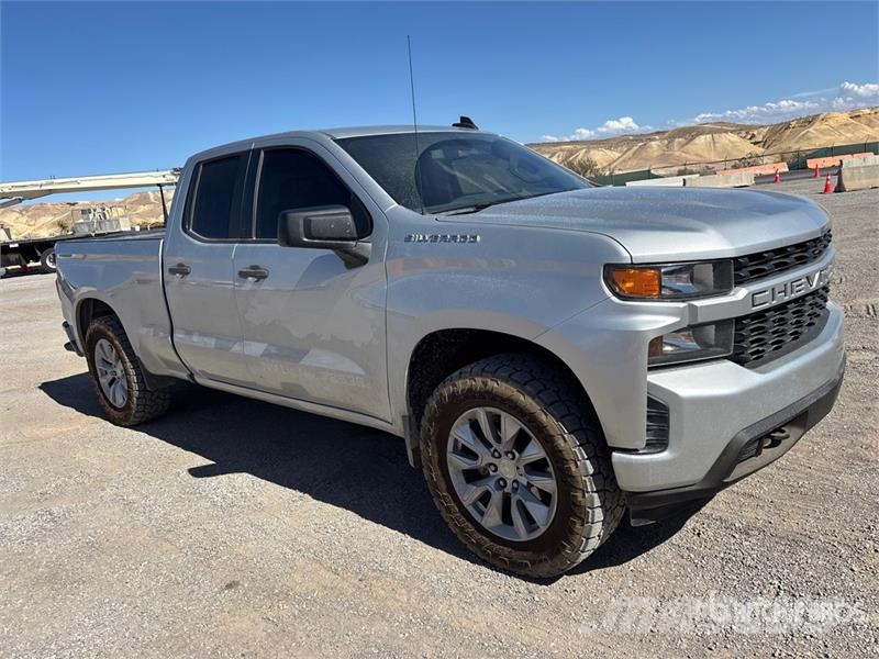 Chevrolet Silverado 1500 4x4 Extended Cab Pickup Άλλα Vans