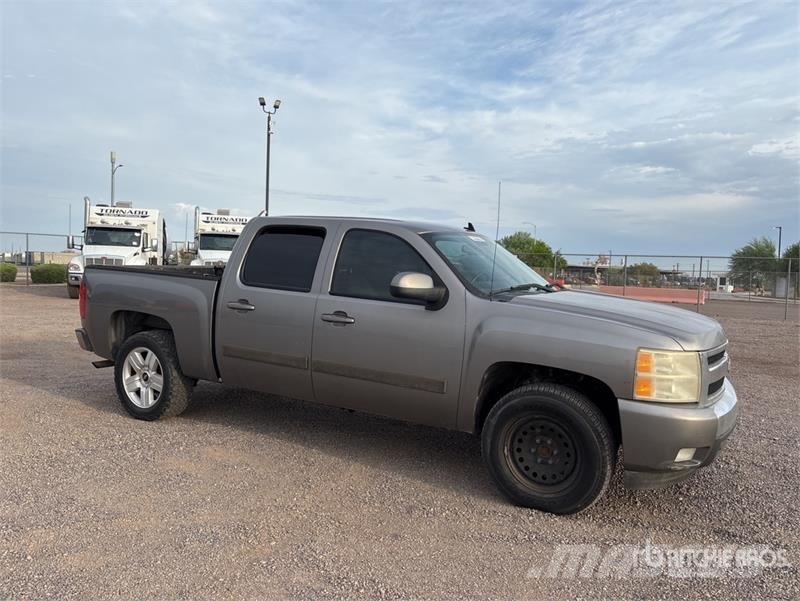 Chevrolet Silverado 1500 Andere Transporter