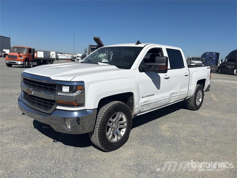 Chevrolet Silverado 1500 4x4 Crew Cab Pickup Прочие фургоны