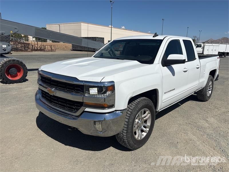 Chevrolet Silverado 1500 4x4 Extended Cab Pickup Прочие фургоны