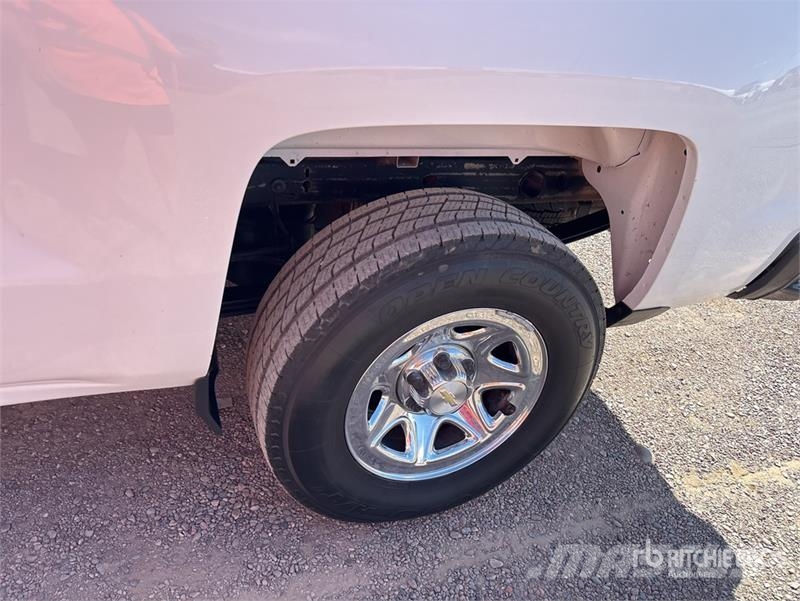 Chevrolet Silverado 1500 4x2 Crew Cab Pickup Ostalo