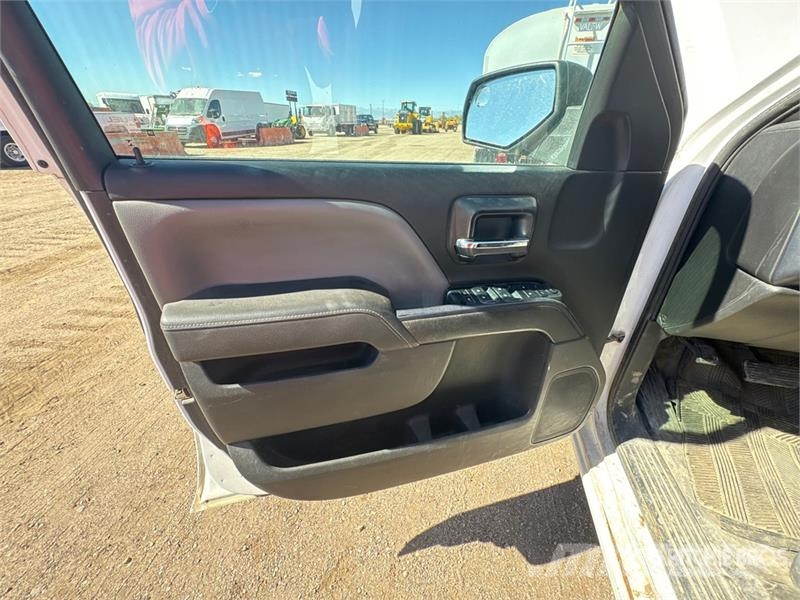 Chevrolet Silverado 1500 4x4 Extended Cab Pickup Drugi