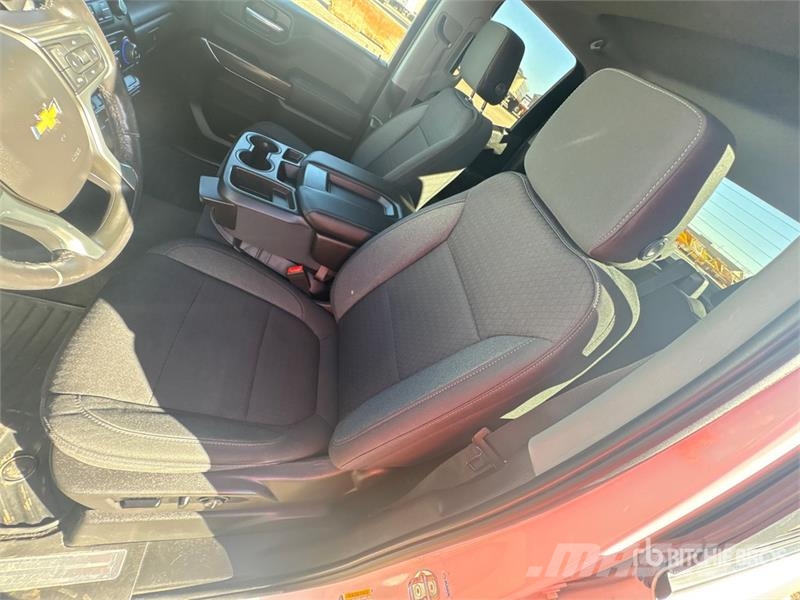 Chevrolet Silverado 1500 4x4 Extended Cab Pickup Otras furgonetas