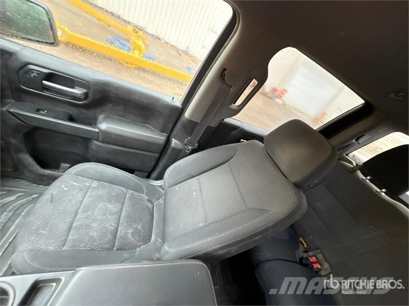Chevrolet Silverado 1500 4x4 Crew Cab Pickup Άλλα Vans
