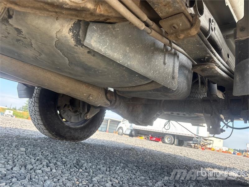 Chevrolet Silverado 1500 4x2 Extended Cab Pickup (Inoperable Muu