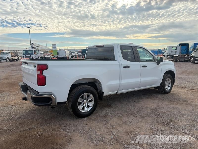 Chevrolet Silverado 1500 4x2 Crew Cab Pickup 其他