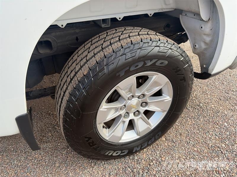 Chevrolet Silverado 1500 4x2 Crew Cab Pickup 其他