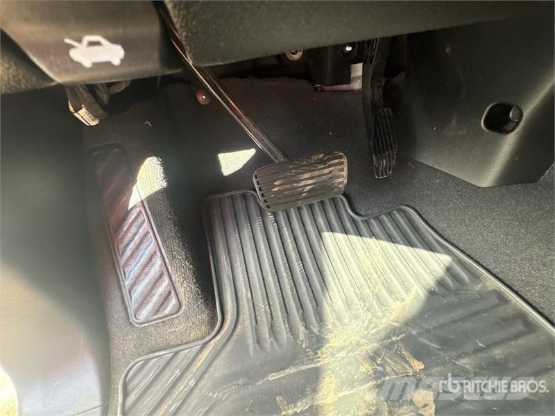 Chevrolet Silverado 1500 4x4 Extended Cab Pickup Otras furgonetas