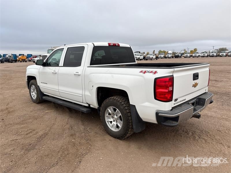 Chevrolet Silverado 1500 4x4 Crew Cab Pickup 其他