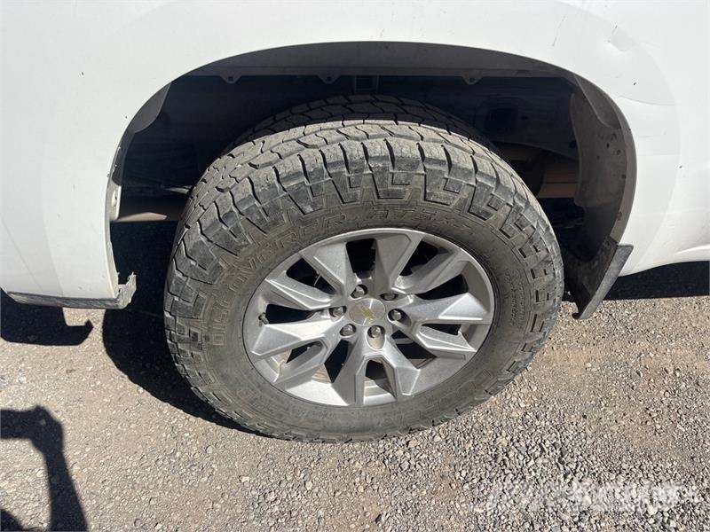 Chevrolet Silverado 1500 Custom 4x4 Extended Cab Pickup Άλλα Vans