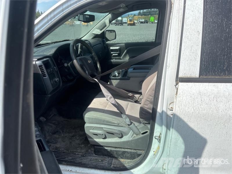 Chevrolet Silverado 1500 4x2 Extended Cab Pickup (Inoperable Muu