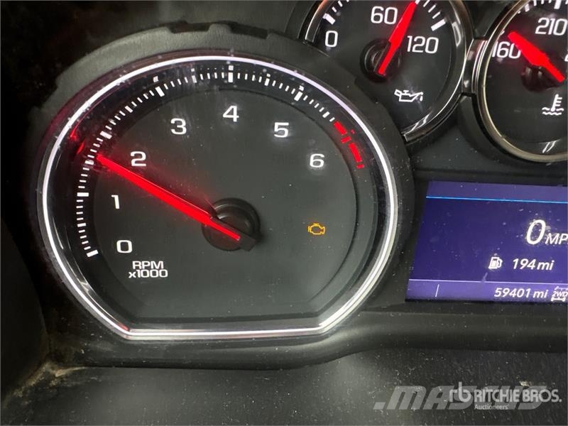 Chevrolet Silverado 1500 4x4 Crew Cab Pickup Άλλα Vans