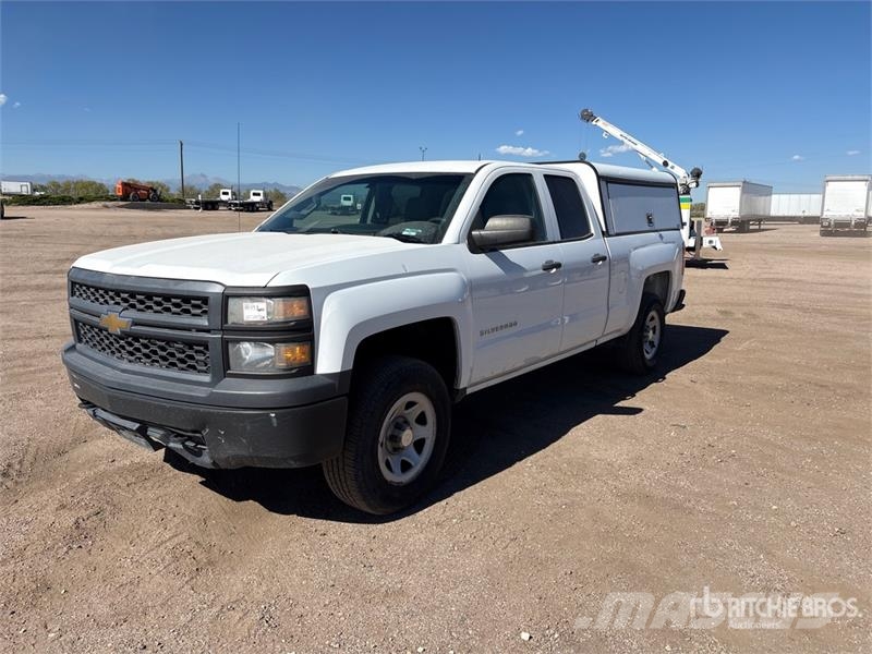 Chevrolet Silverado 1500 4x4 Extended Cab Pickup Drugi