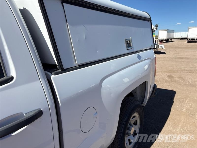 Chevrolet Silverado 1500 4x4 Extended Cab Pickup Drugi