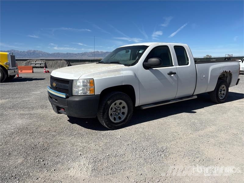 Chevrolet Silverado 1500 4x4 Extended Cab Pickup Anders