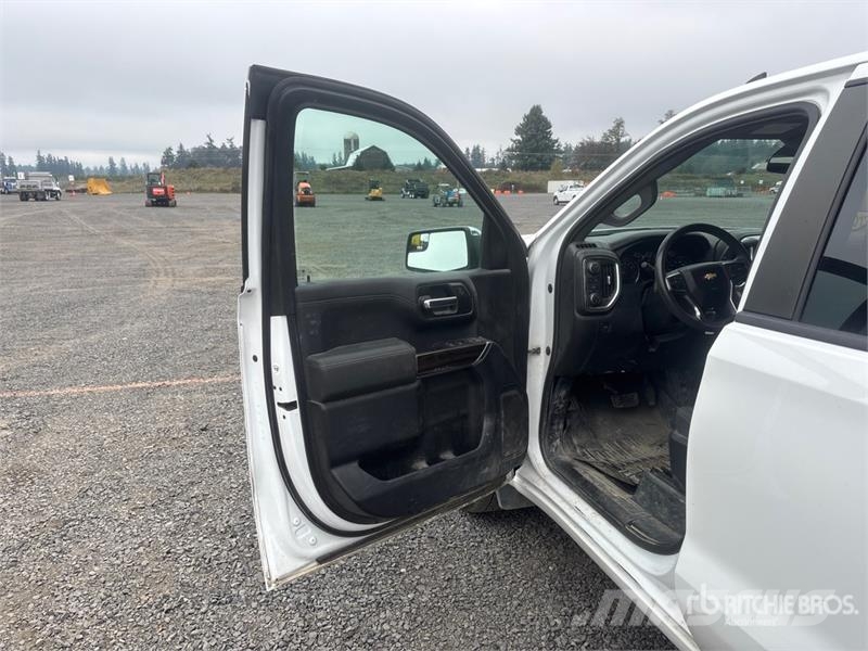 Chevrolet Silverado 1500 4x4 Extended Cab Pickup Ostalo