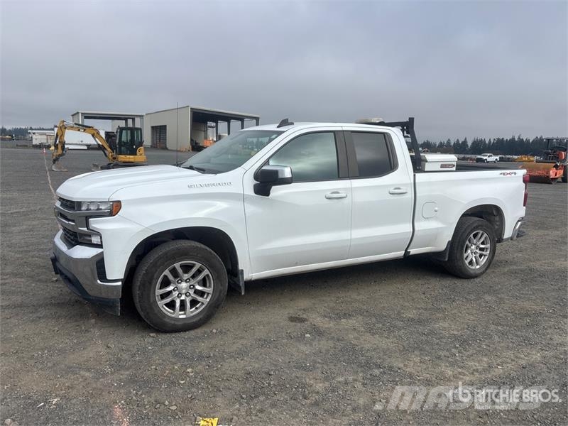 Chevrolet Silverado 1500 4x4 Extended Cab Pickup Ostalo