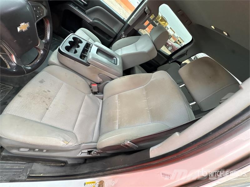 Chevrolet Silverado 1500 4x4 Crew Cab Pickup 其他