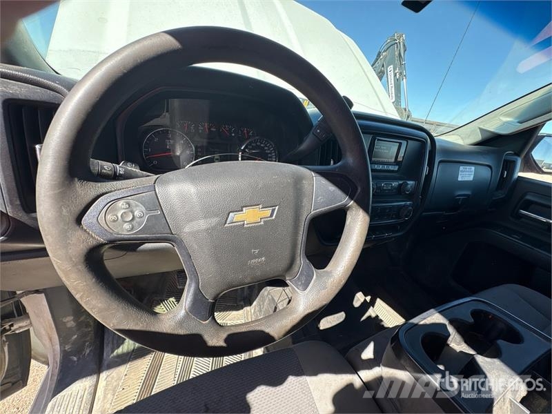 Chevrolet Silverado 1500 4x4 Extended Cab Pickup Drugi
