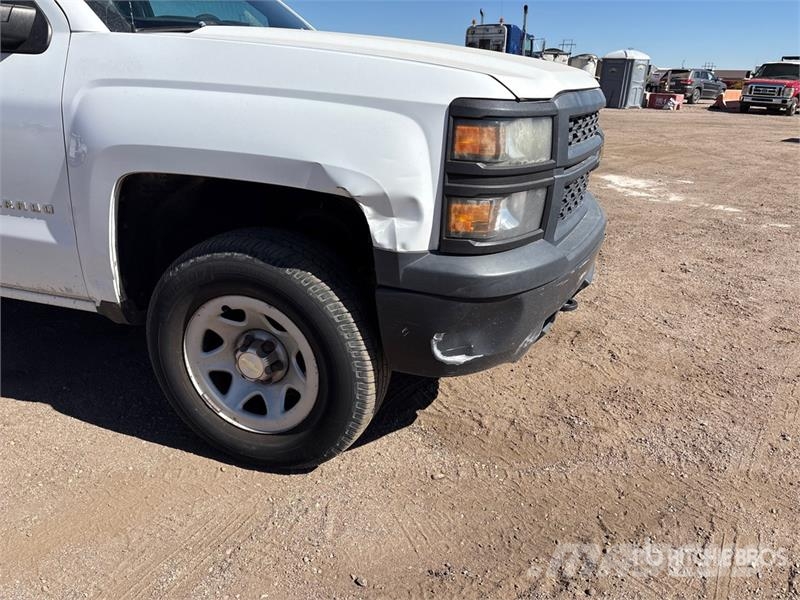 Chevrolet Silverado 1500 4x4 Extended Cab Pickup Drugi