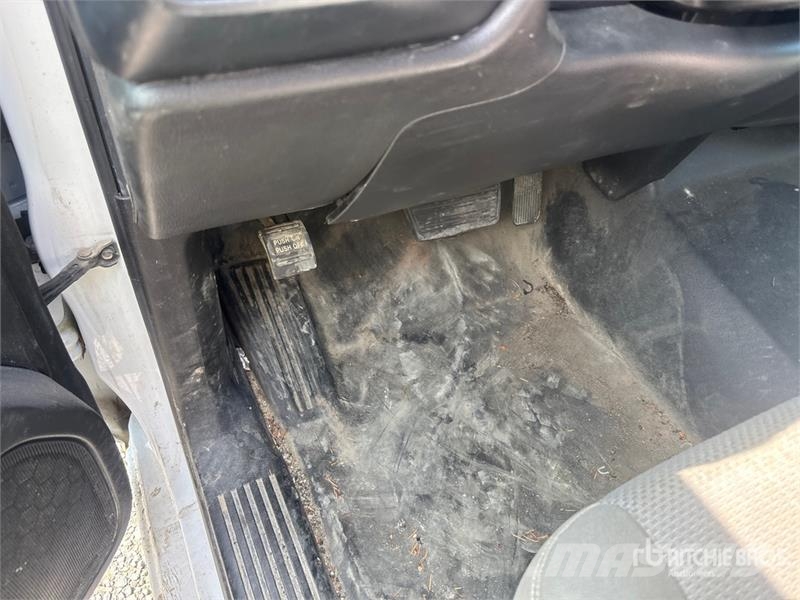 Chevrolet Silverado 1500 4x2 Extended Cab Pickup (Inoperable Muu