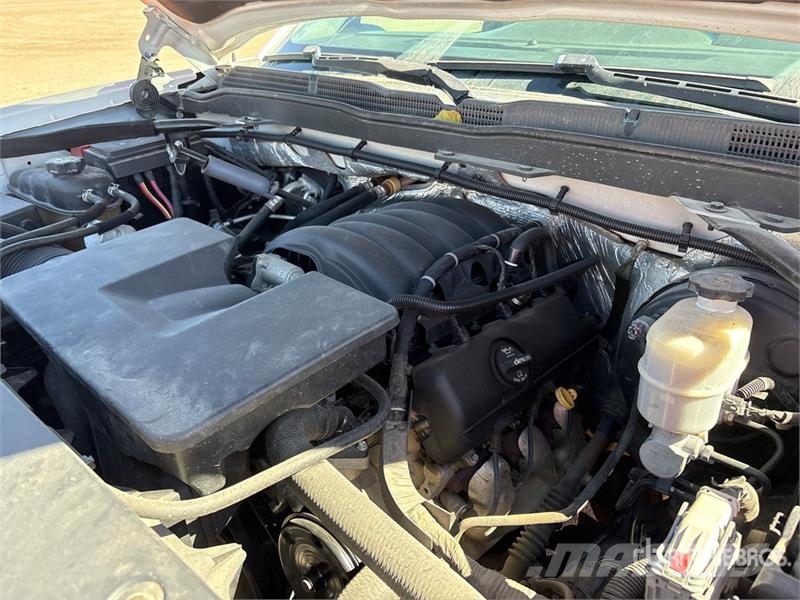 Chevrolet Silverado 1500 4x4 Extended Cab Pickup Drugi