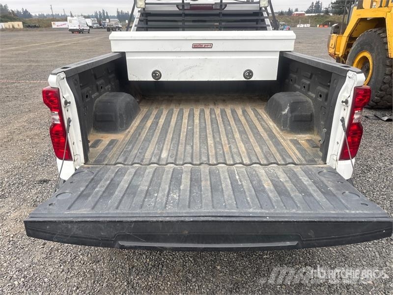 Chevrolet Silverado 1500 4x4 Extended Cab Pickup Ostalo