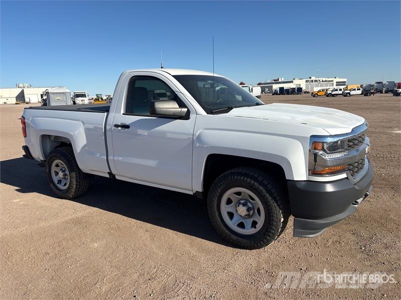 Chevrolet Silverado 1500 4x4 Pickup その他