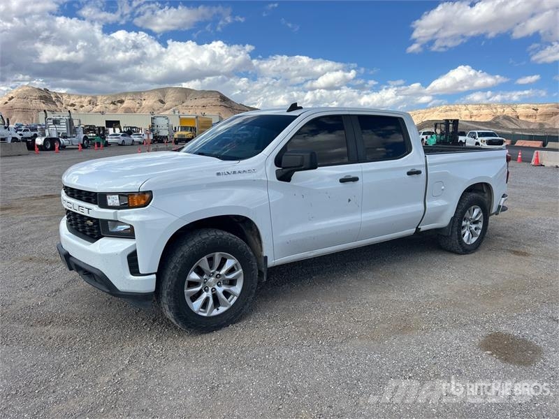 Chevrolet Silverado 1500 4x4 Crew Cab Pickup Ostalo