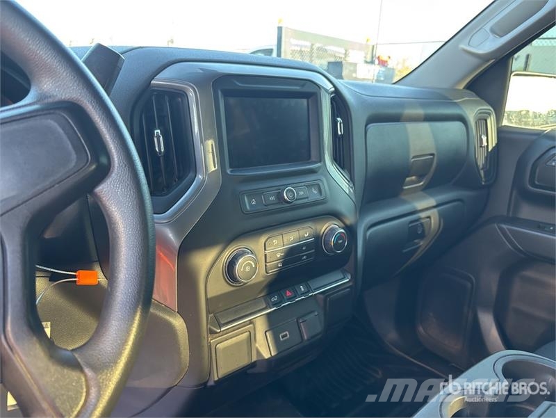 Chevrolet Silverado 1500 4x4 Crew Cab Pickup Άλλα Vans