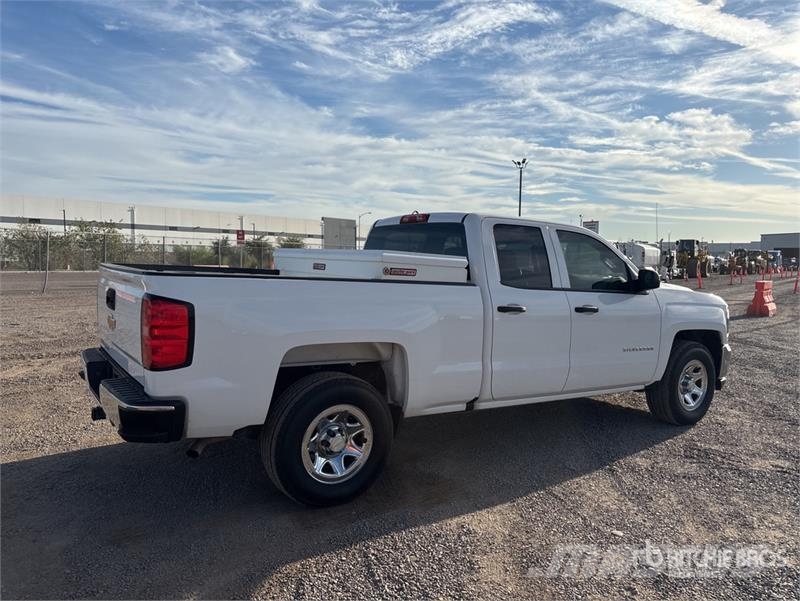 Chevrolet Silverado 1500 4x2 Crew Cab Pickup Други