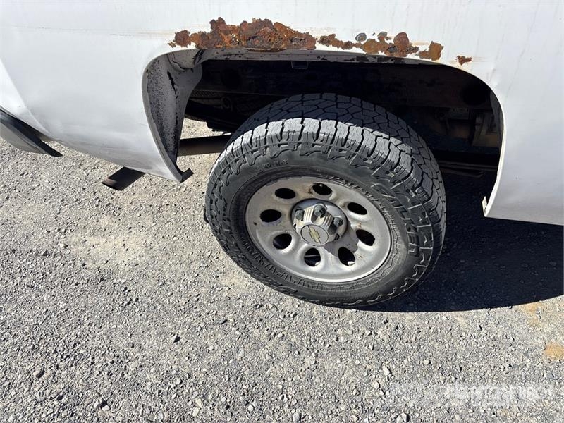 Chevrolet Silverado 1500 4x4 Extended Cab Pickup Anders