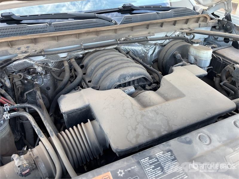 Chevrolet Silverado 1500 4x2 Crew Cab Pickup Други