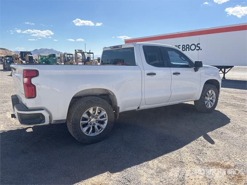 Chevrolet Silverado 1500 Custom 4x4 Extended Cab Pickup Άλλα Vans