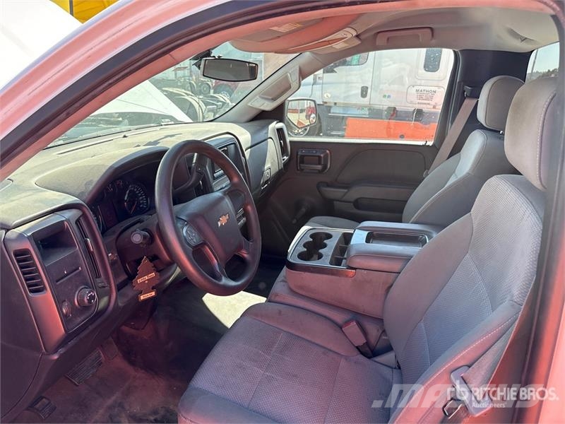Chevrolet Silverado 1500 4x2 Pickup Egyéb