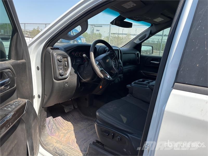 Chevrolet Silverado 1500 LT 4x2 Crew Cab Pickup Drugi